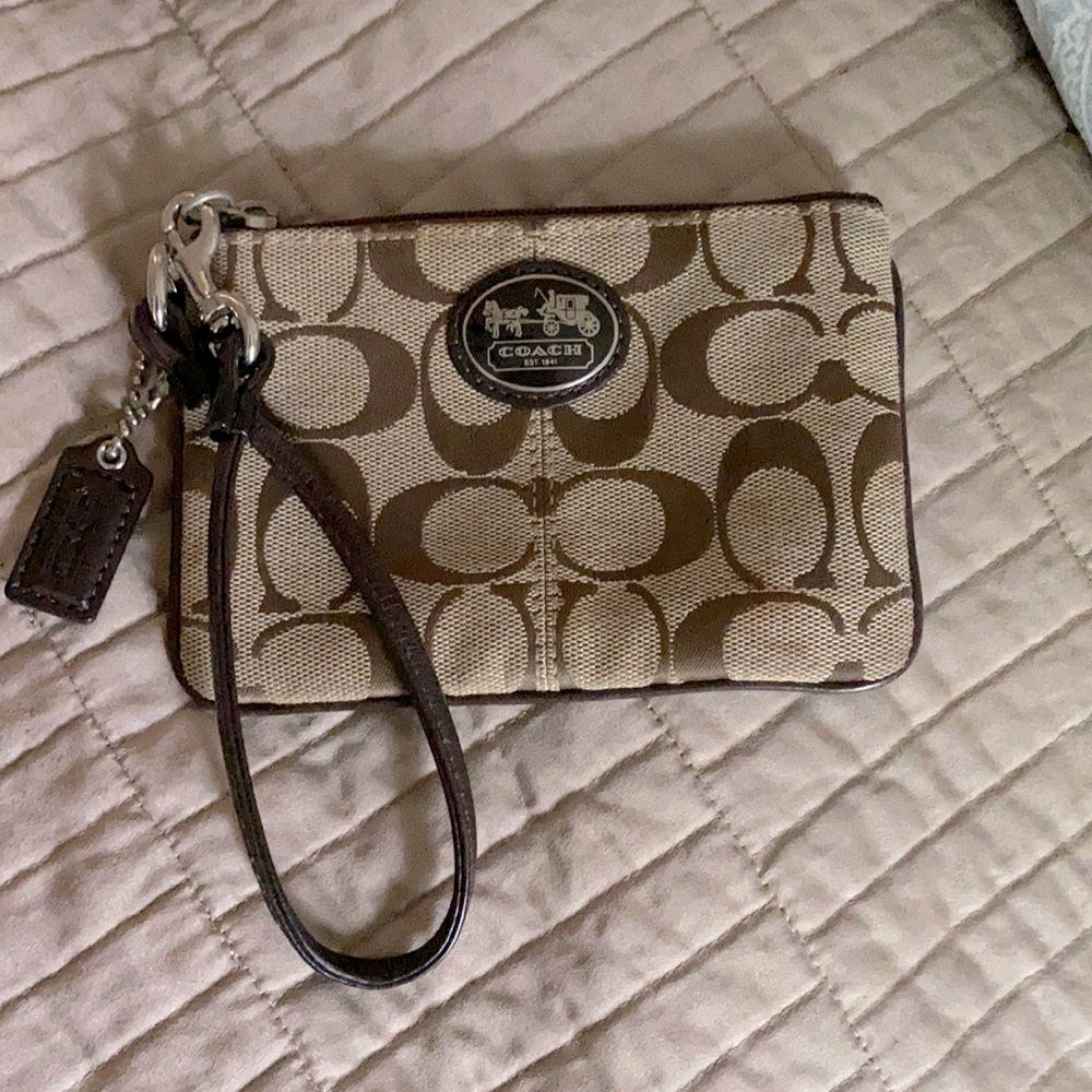 Small Coach wristlet